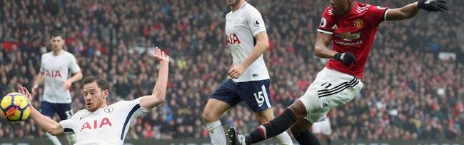  沃尔夫斯堡门将神勇发挥，零封对手建功