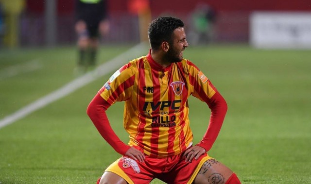  尤文图斯门将神扑救主，力保球门不失取三分  