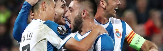  克雷莫内塞防守漏洞百出，连败不止深陷降级区