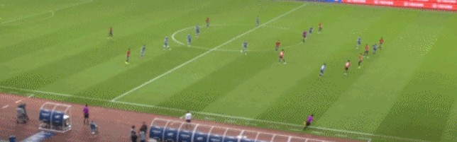  老鹰全队七人上双轻取魔术收获三连胜