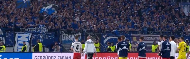  沙尔克04防线漏洞百出，单场丢五球创赛季最差纪录