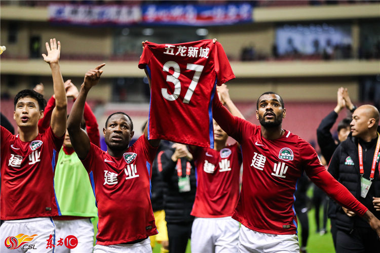  科隆保级关键战全员死拼，主场艰难拿下宝贵一分